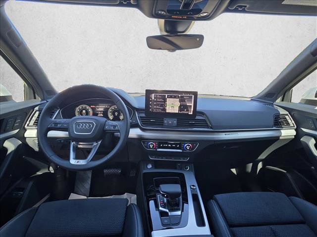 Certified 2025 Audi Q5 e Premium Plus w/ Premium Plus Package image 18