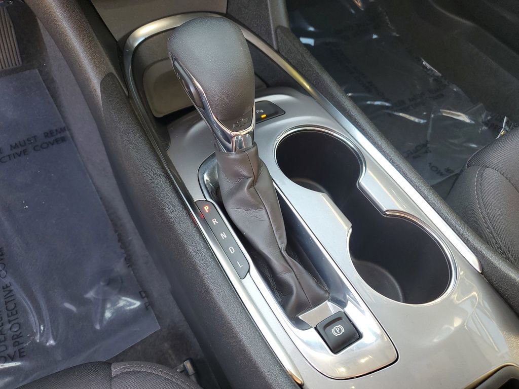 Used 2024 Chevrolet Malibu LT image 25