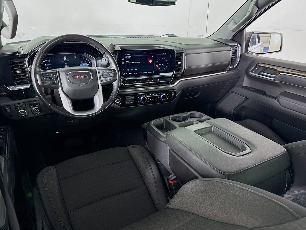 Used 2022 GMC Sierra 1500 Elevation image 32