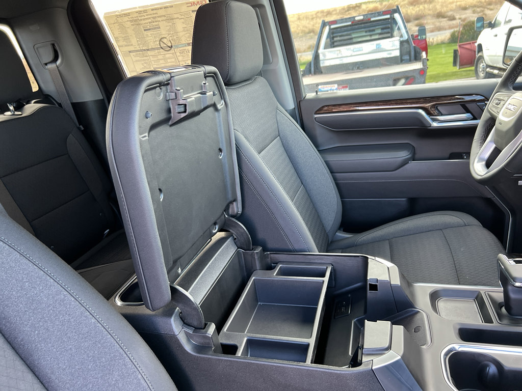 New 2025 GMC Sierra 1500 Elevation image 27
