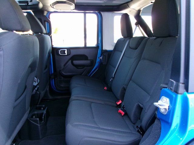 Used 2022 Jeep Wrangler Unlimited Sport S image 17
