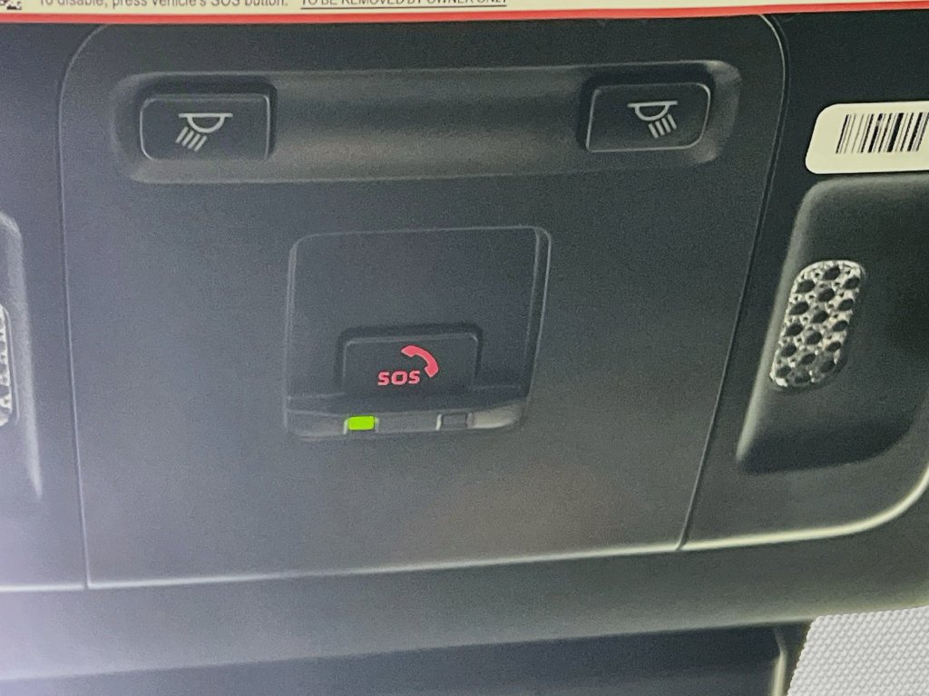 Used 2025 Toyota Camry SE FWD image 19