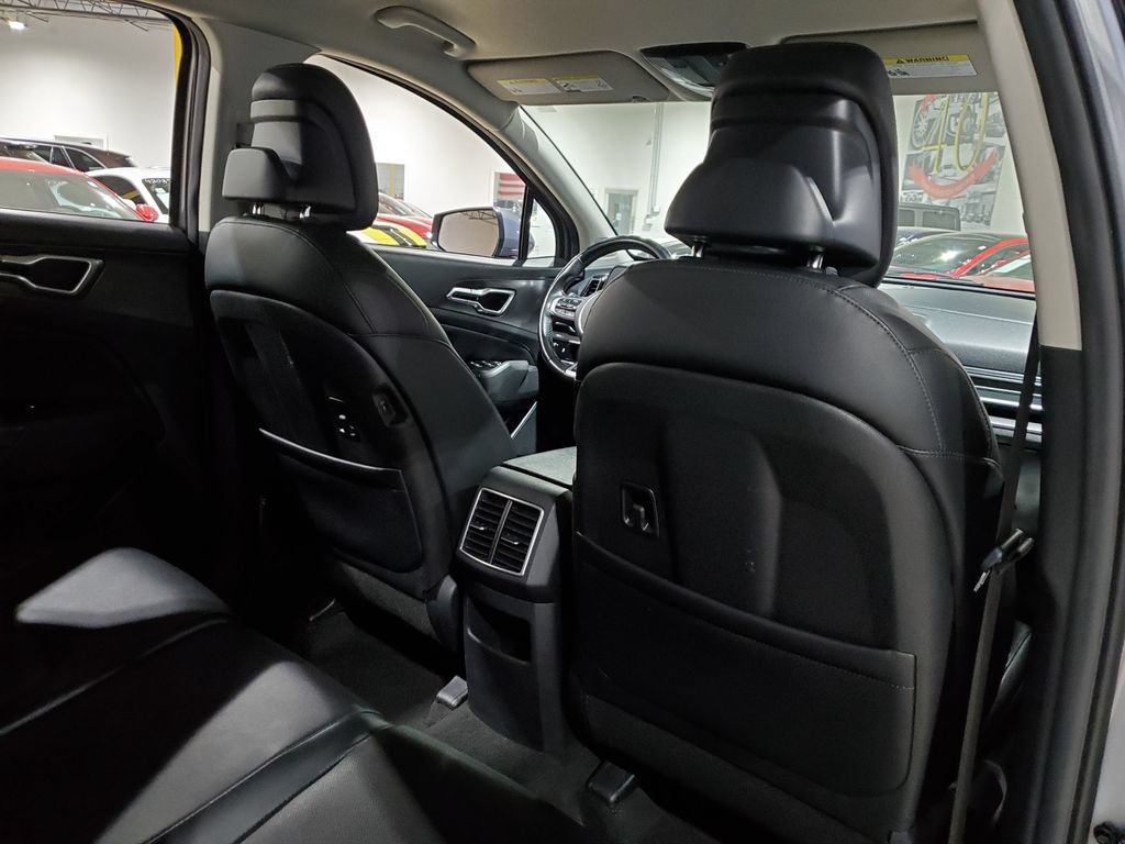 Used 2024 Kia Sportage EX FWD image 20