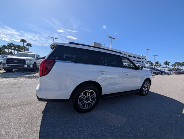 Certified 2025 Ford Expedition Active image 12