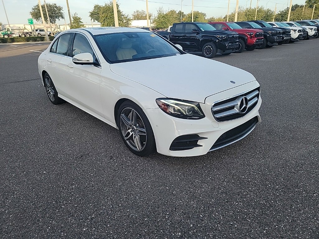 Used 2019 Mercedes-Benz E 300 image 2