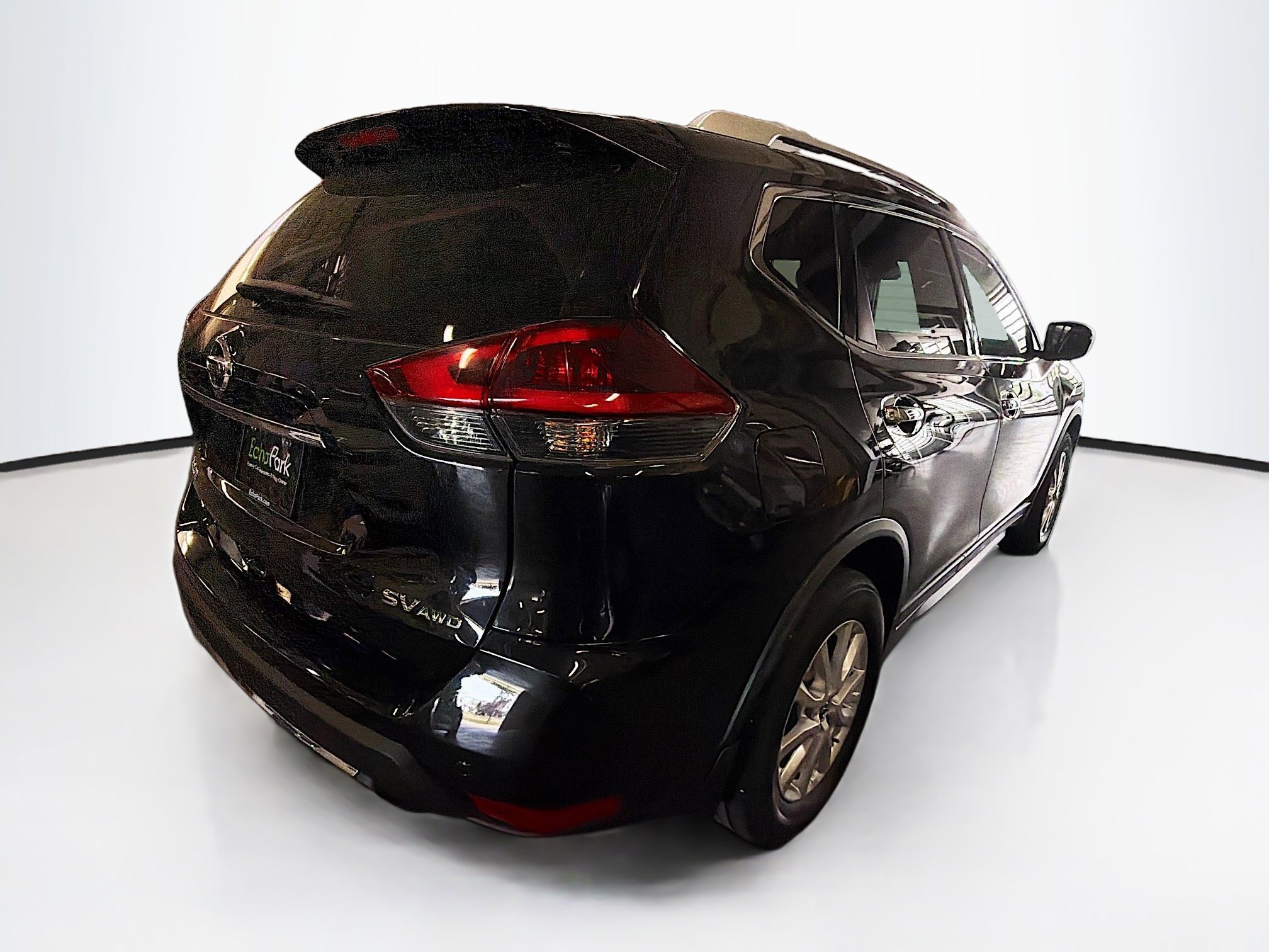 Used 2020 Nissan Rogue SV AWD/4WD image 9