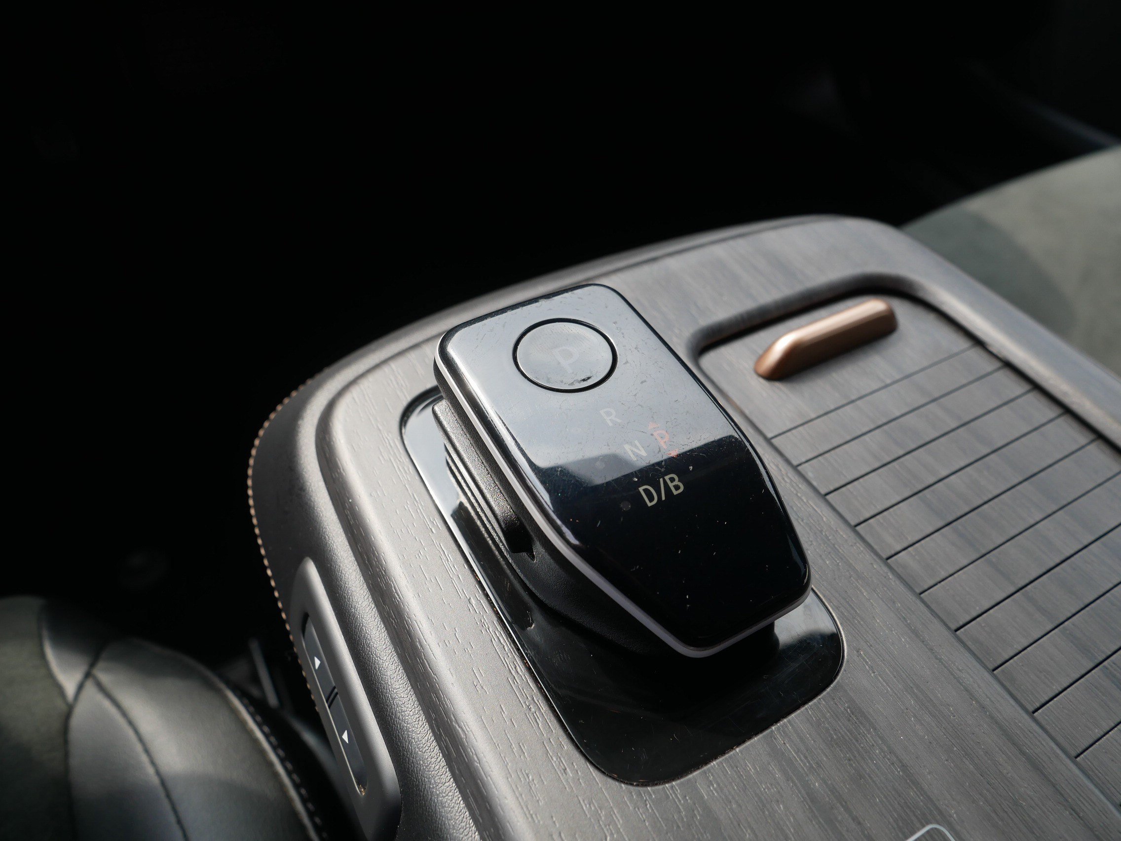 Certified 2024 Nissan Ariya AWD image 24