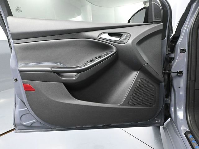 Used 2017 Ford Focus RS image 17