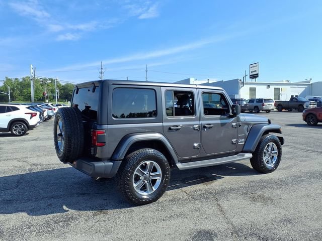 Used 2018 Jeep Wrangler Unlimited Sahara AWD/4WD image 4