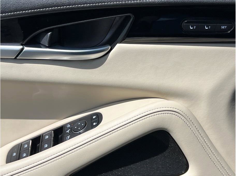 Used 2025 INFINITI QX60 Pure FWD image 19