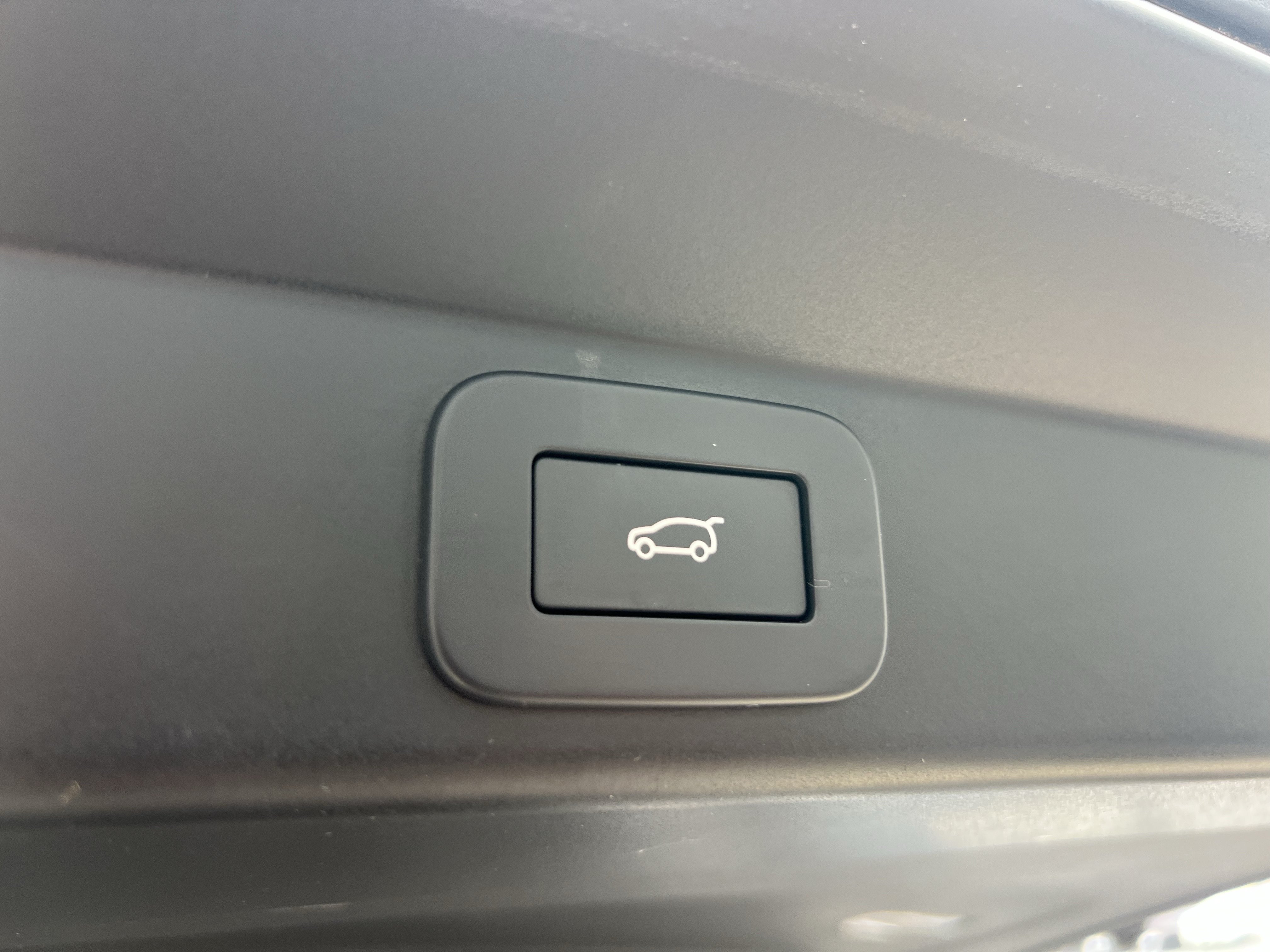 Used 2024 Land Rover Range Rover Sport SE AWD/4WD image 38