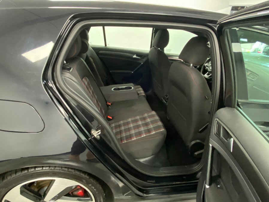 Used 2020 Volkswagen GTI S image 35