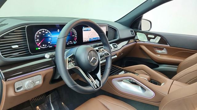 Used 2025 Mercedes-Benz GLE 450e 4MATIC image 19