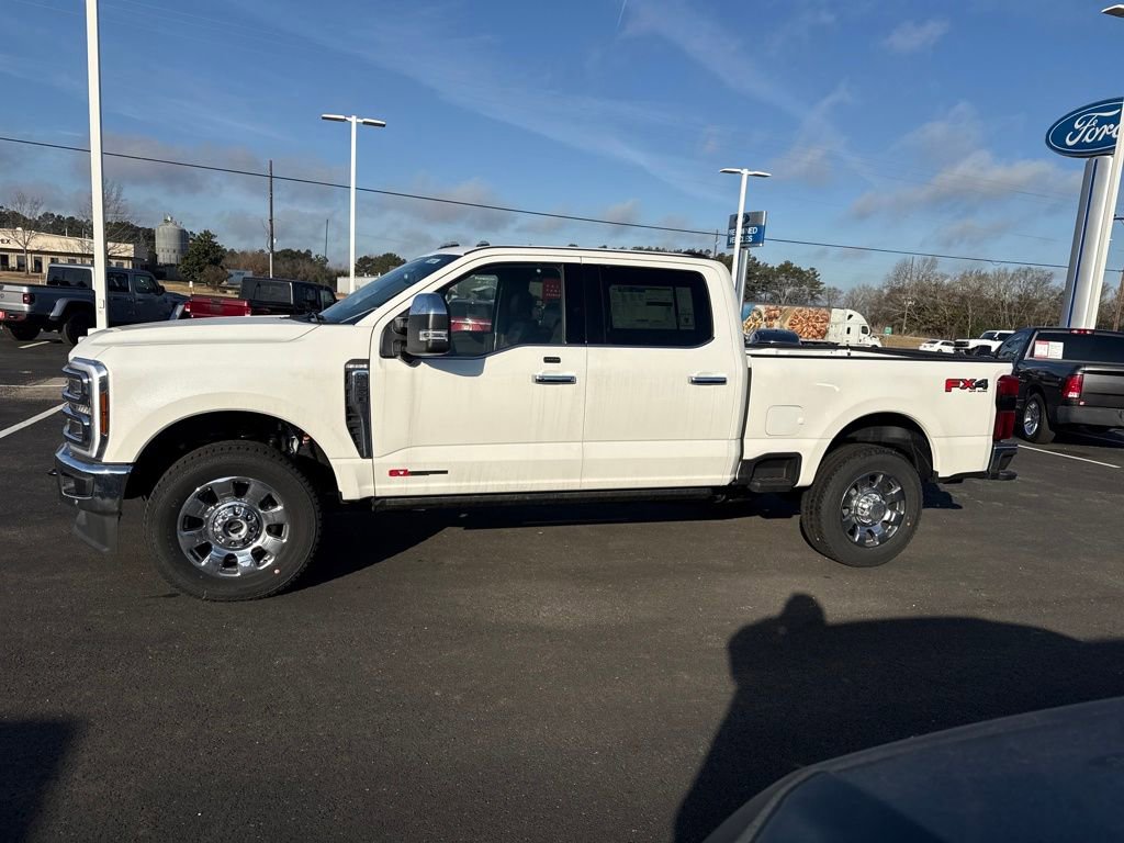 New 2025 Ford F350 King Ranch w/ Chrome Package image 4