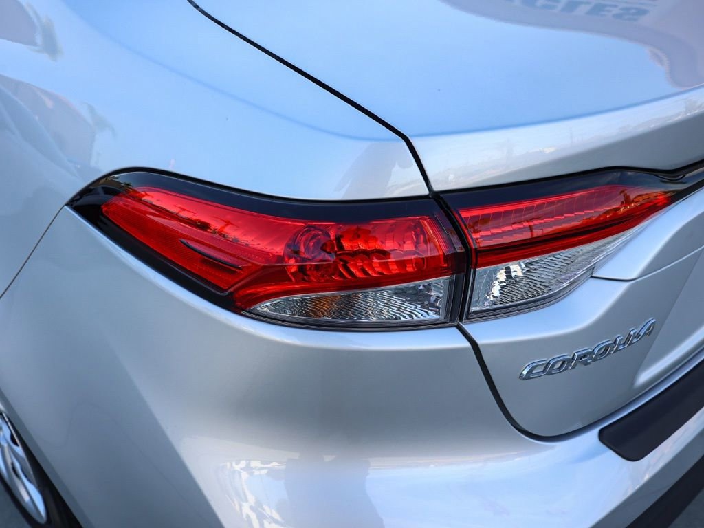Used 2024 Toyota Corolla LE image 7