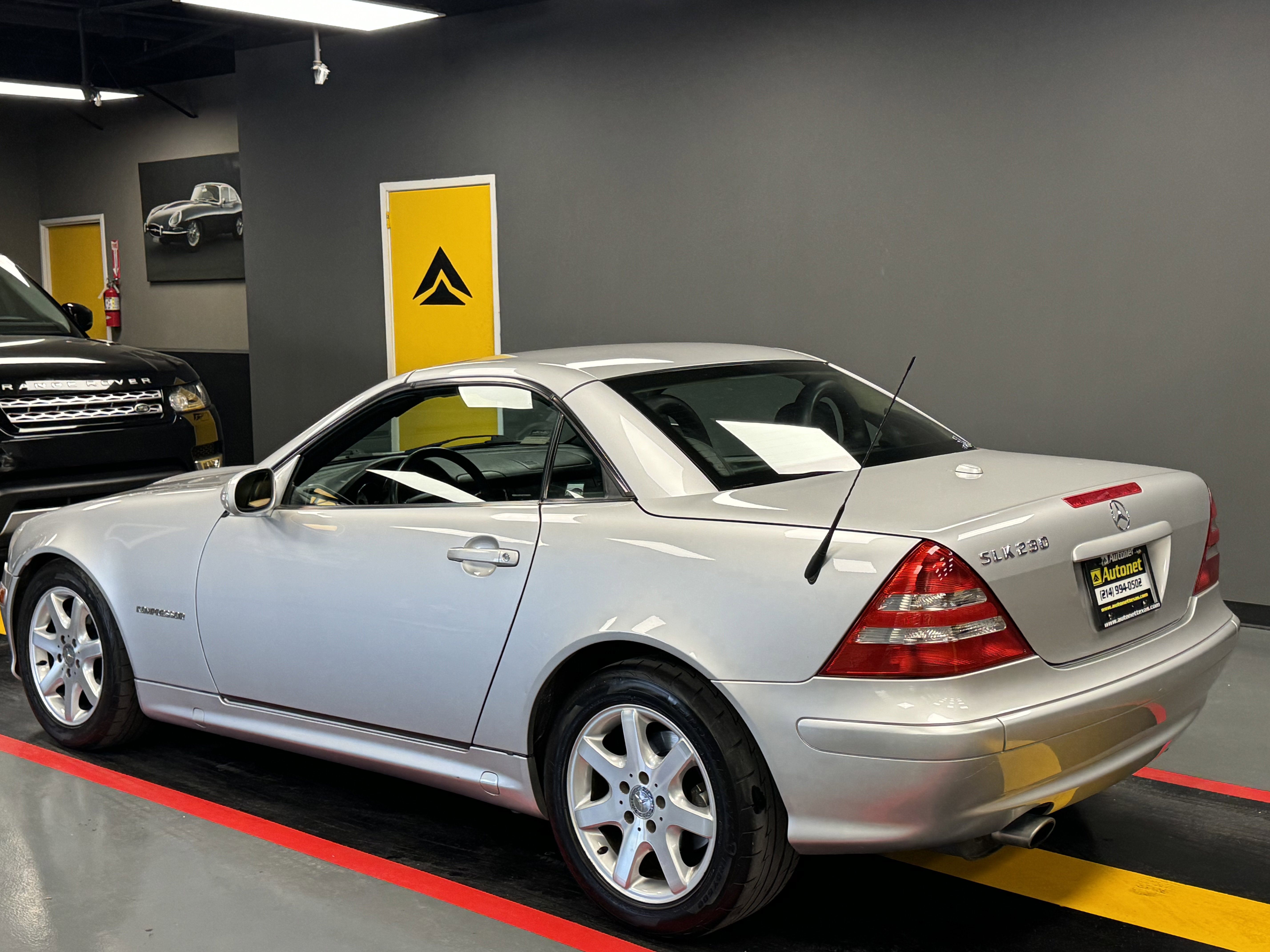 Used 2002 Mercedes-Benz SLK 230 image 4