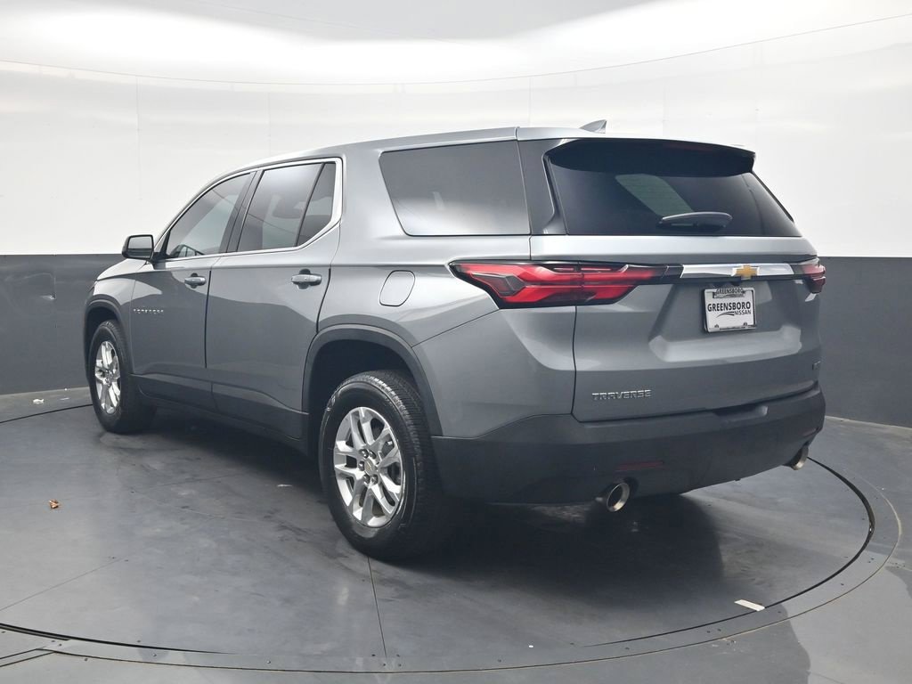 Used 2023 Chevrolet Traverse LS FWD image 7
