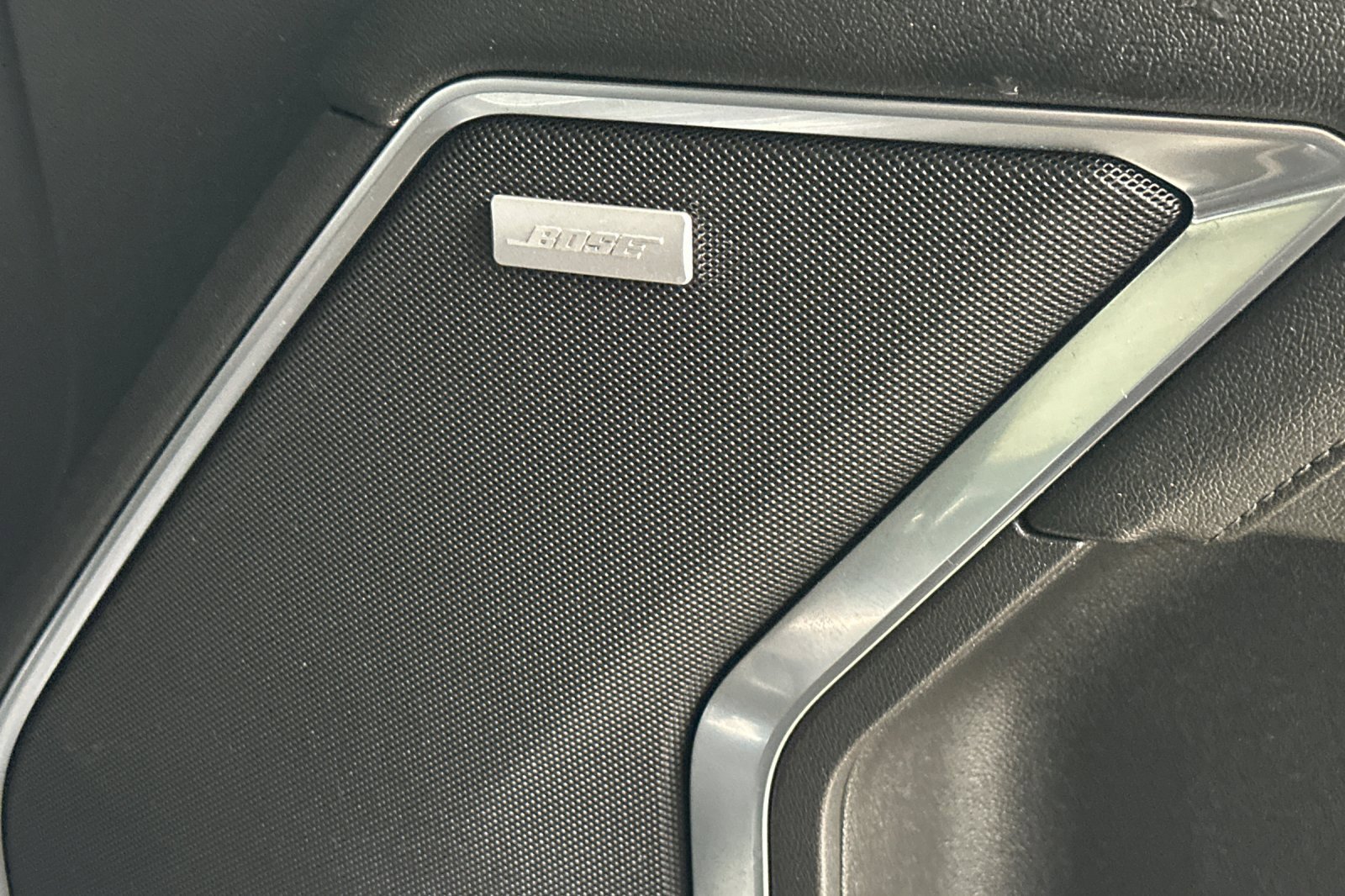 Used 2024 Chevrolet Silverado 3500 LTZ w/ LTZ Premium Package image 20