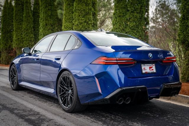 Used 2025 BMW M5 w/ Executive Package image 15
