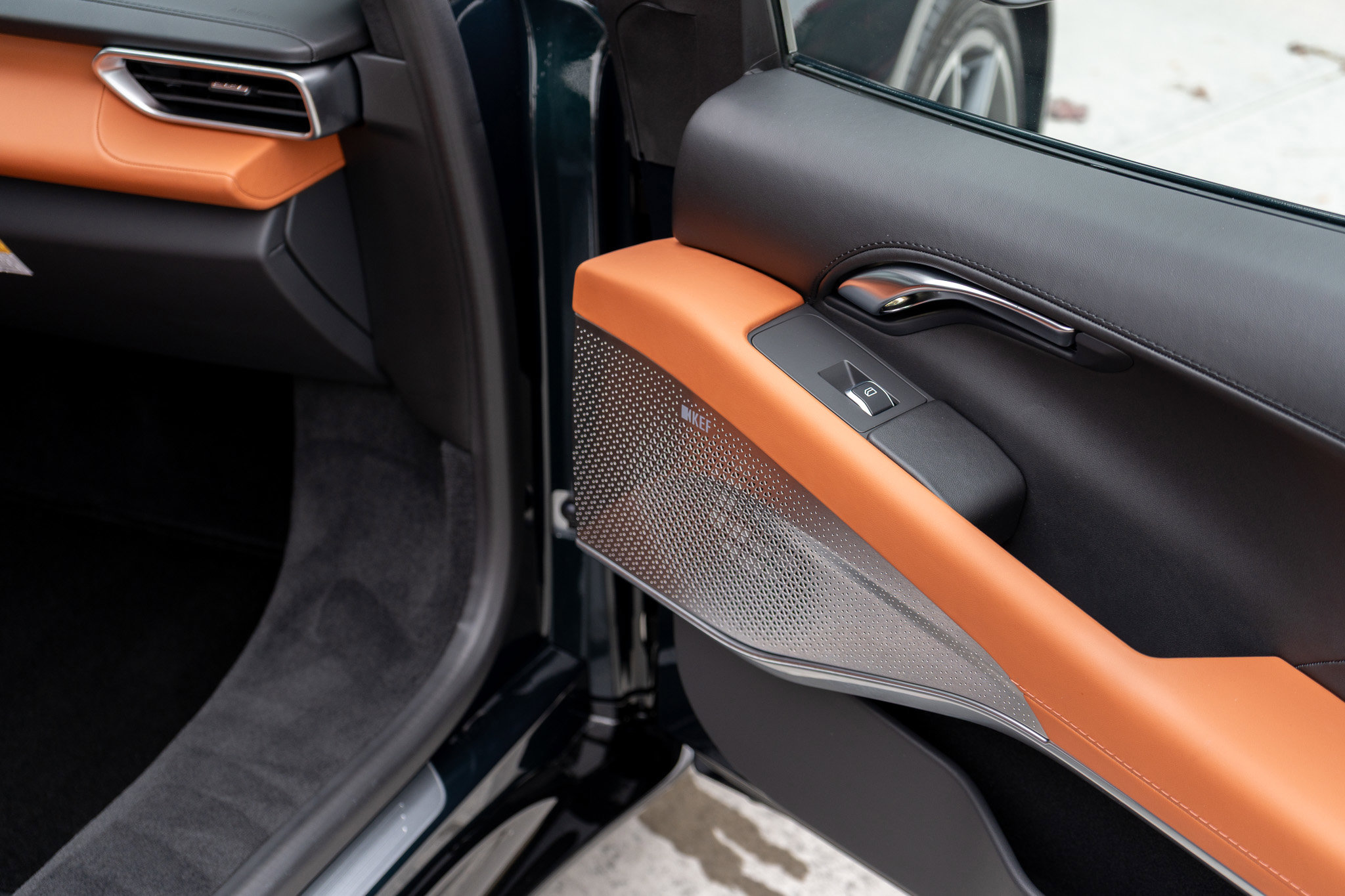 Used 2025 Lotus Emira image 35