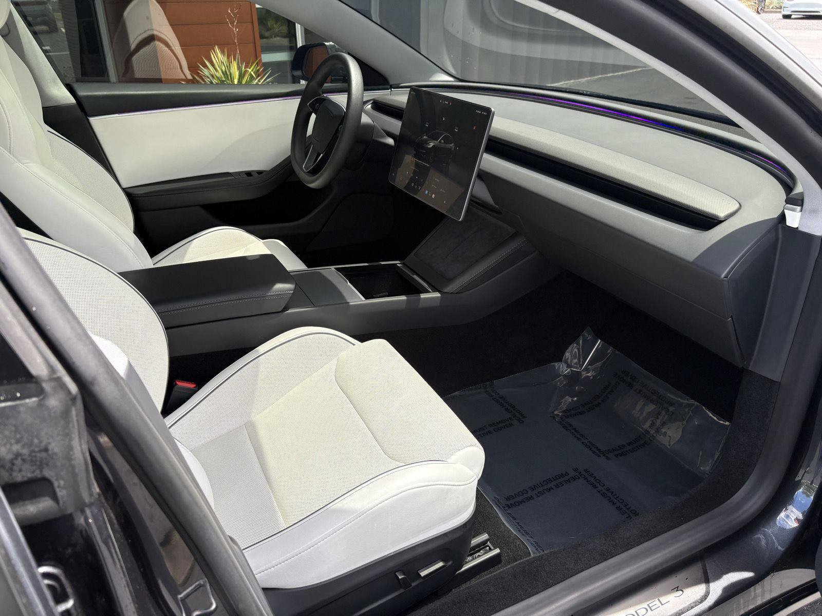 Used 2025 Tesla Model 3 Performance AWD/4WD image 16