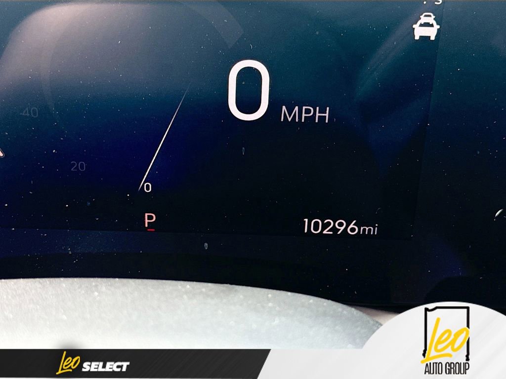 Used 2024 Buick Encore GX Avenir w/ Avenir Convenience Package image 12