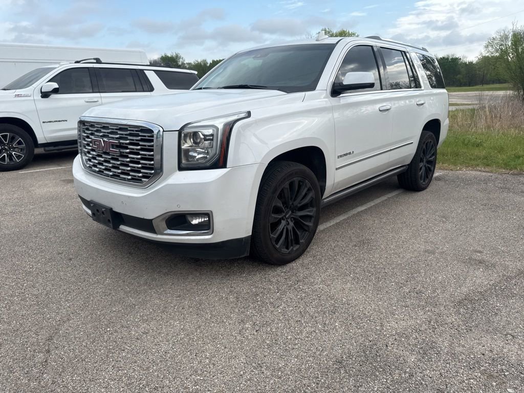 Used 2019 GMC Yukon Denali w/ Denali Ultimate Package image 3