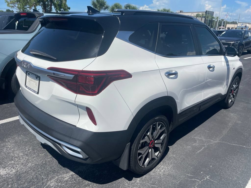Certified 2022 Kia Seltos SX AWD/4WD image 4