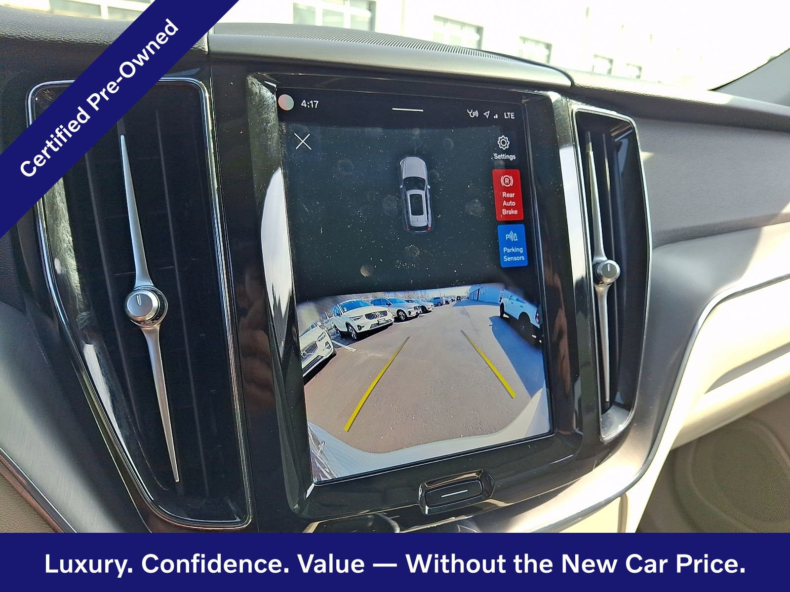 Certified 2024 Volvo XC60 B5 Core w/ Climate Package AWD/4WD image 19