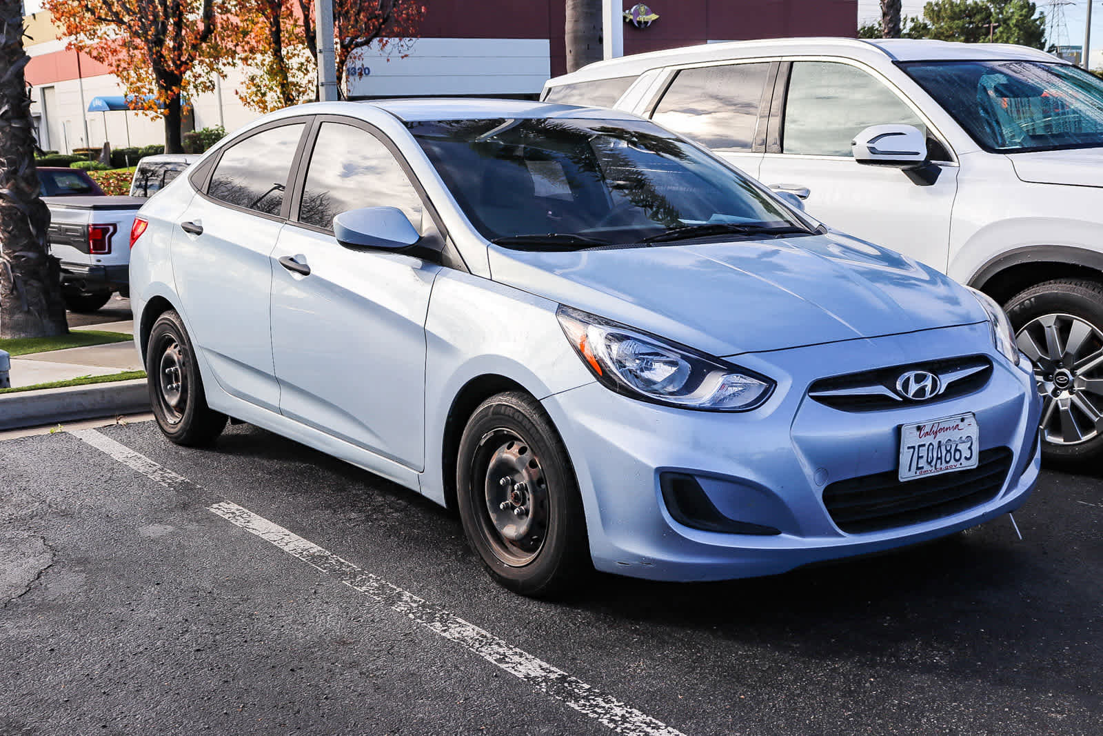 Used 2013 Hyundai Accent GLS image 3