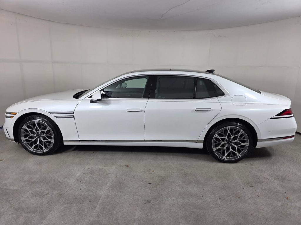 Used 2024 Genesis G90 3.5T AWD/4WD image 7