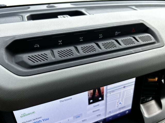 Used 2021 Ford Bronco Badlands image 18