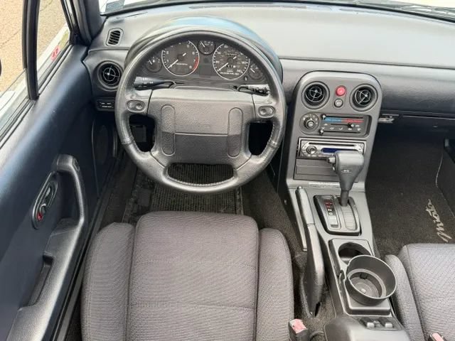 Used 1990 MAZDA MX-5 Miata RWD image 10