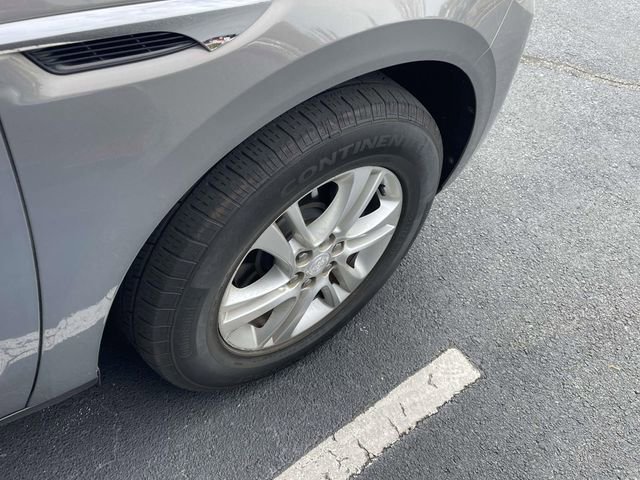 Used 2018 Buick Enclave Essence image 12