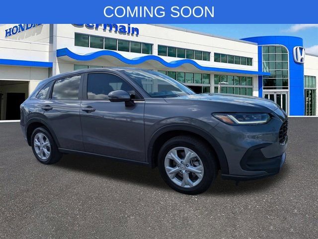 Used 2025 Honda HR-V LX image 2