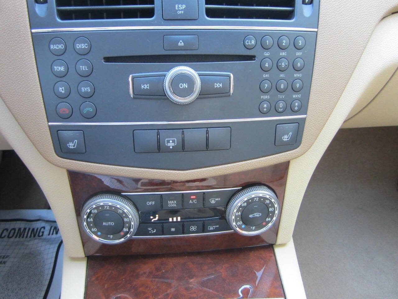 Used 2008 Mercedes-Benz C 300 Luxury image 27