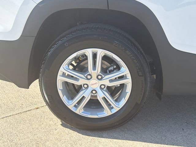 Used 2024 GMC Terrain SLE w/ Driver Convenience Package image 17