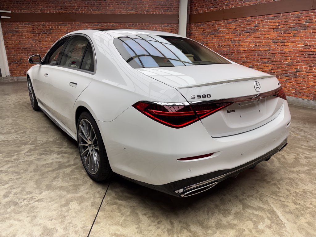 New 2026 Mercedes-Benz S 580 4MATIC Sedan image 2