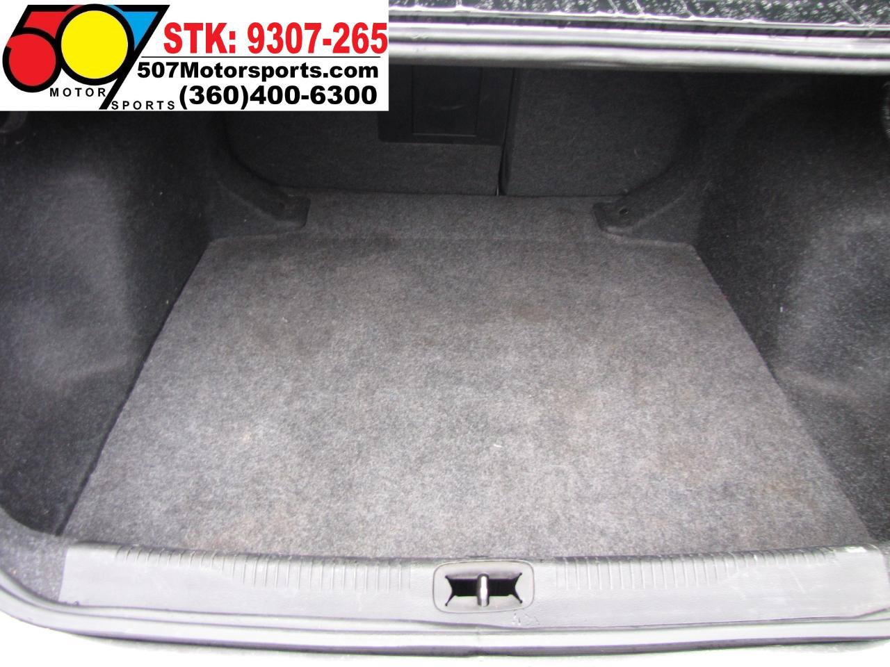 Used 2016 Chrysler 200 Limited FWD image 15