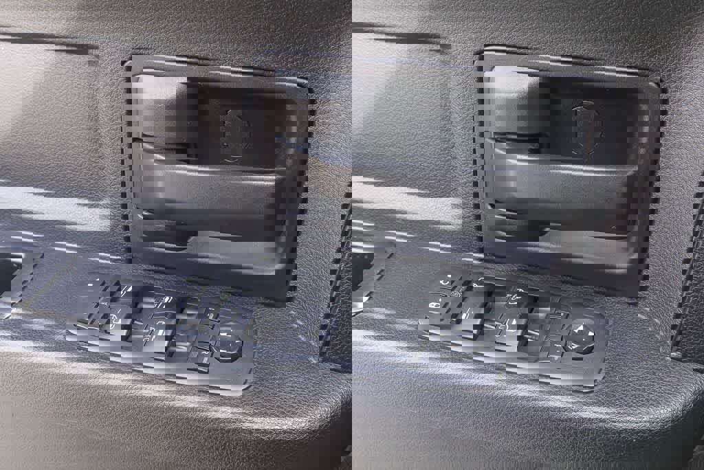 Used 2016 RAM 1500 Tradesman w/ Popular Equipment Group image 19