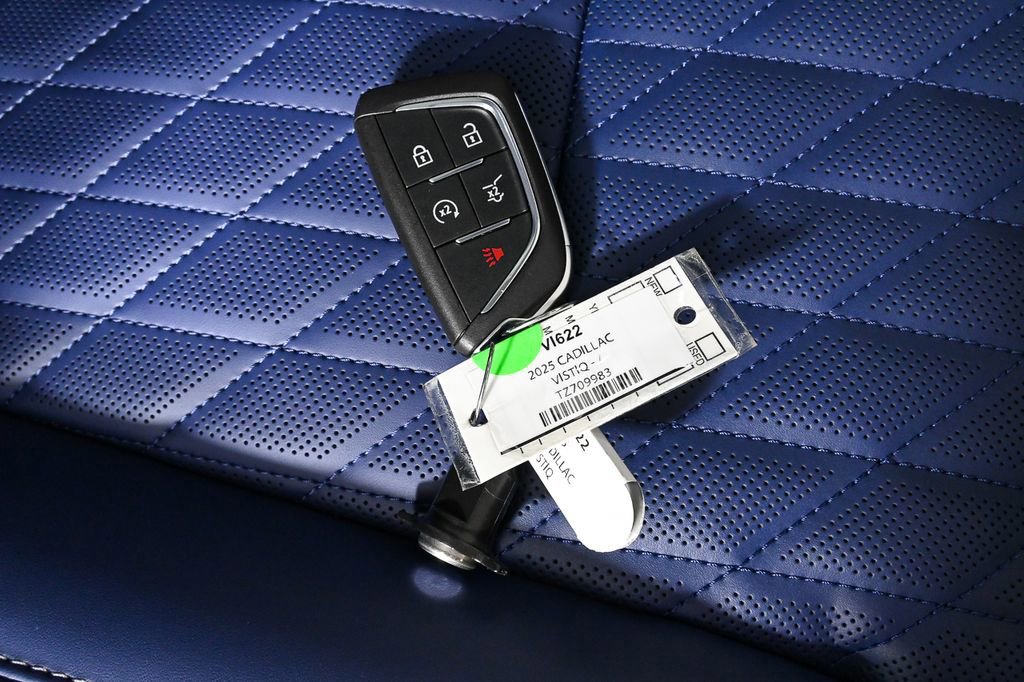 New 2026 Cadillac Vistiq Premium Luxury image 26