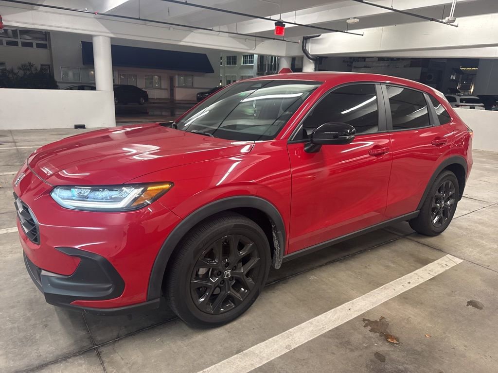 Used 2024 Honda HR-V Sport image 3