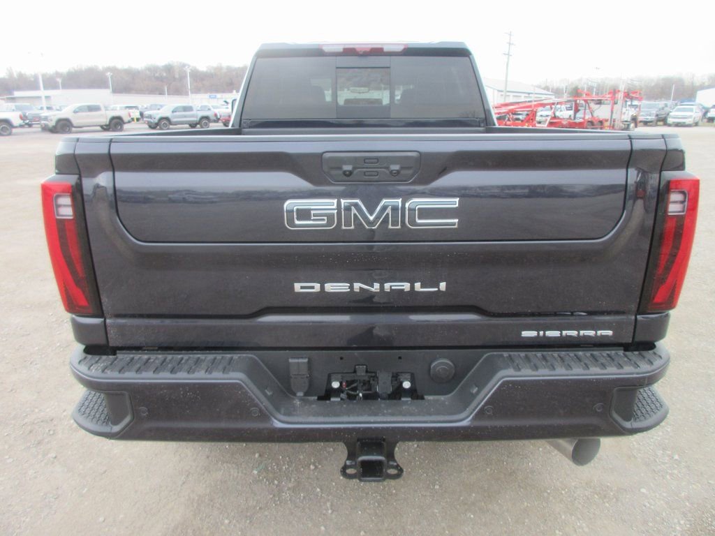 New 2026 GMC Sierra 2500 Denali Ultimate AWD/4WD image 6