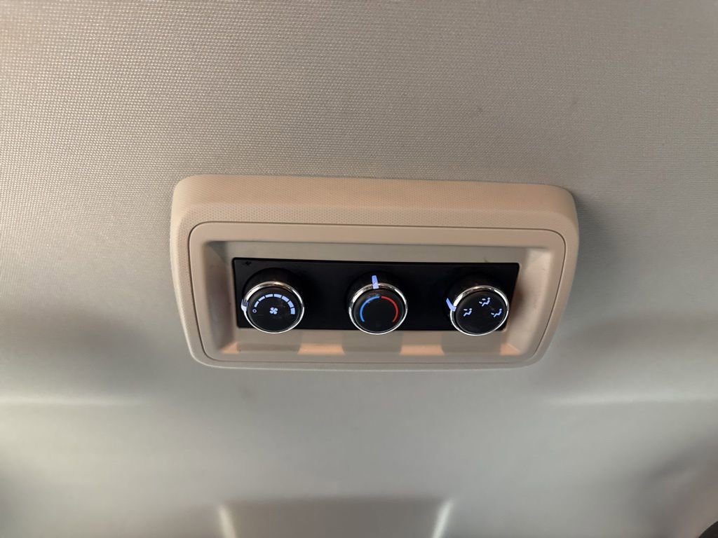 Used 2016 Dodge Journey SE w/ Flexible Seating Group FWD image 28