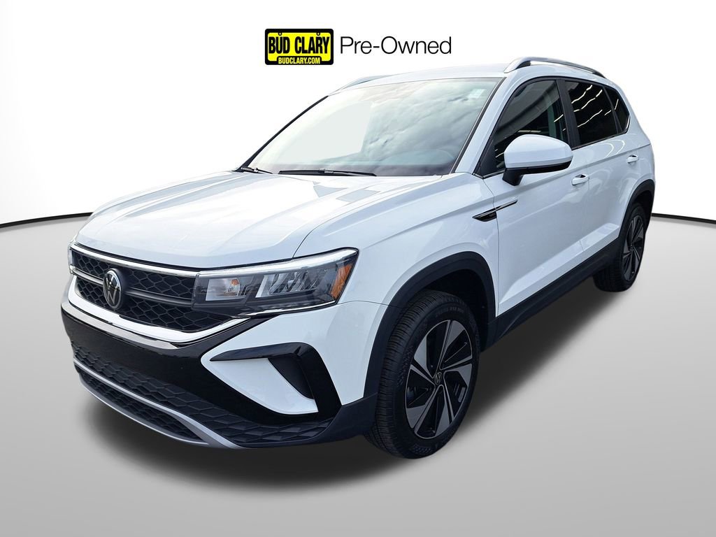 Used 2024 Volkswagen Taos SE image 1
