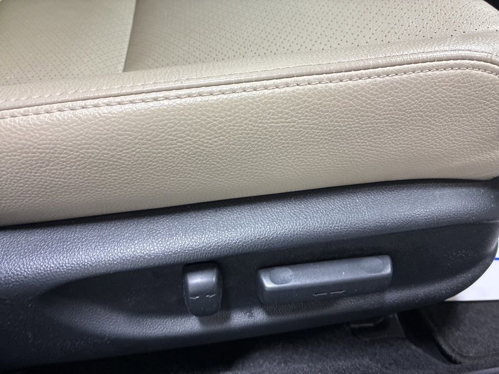 Used 2015 Honda Accord EX-L image 28