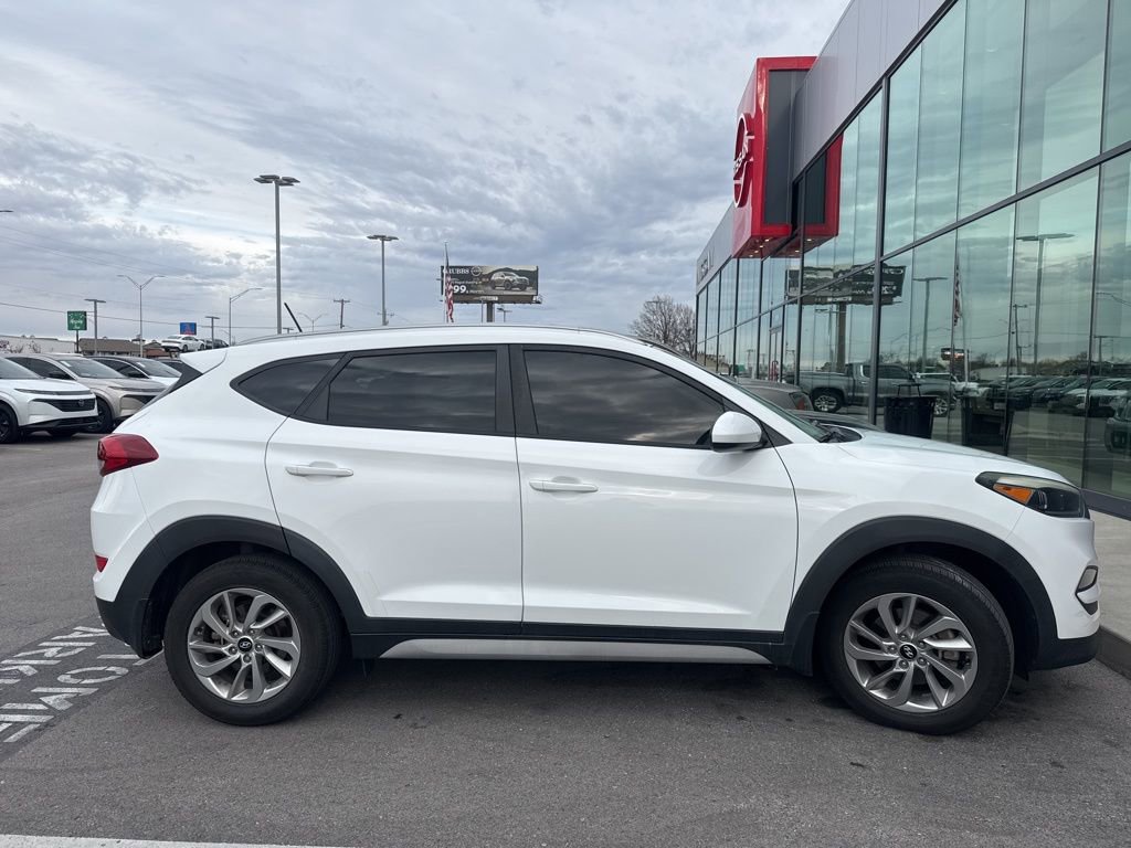 Used 2017 Hyundai Tucson SE image 4