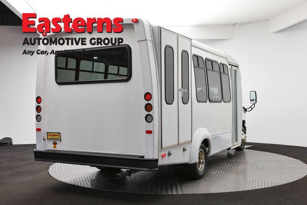Used 2018 Ford E-350 and Econoline 350 Super Duty w/ Shuttle Bus Prep Package RWD image 5