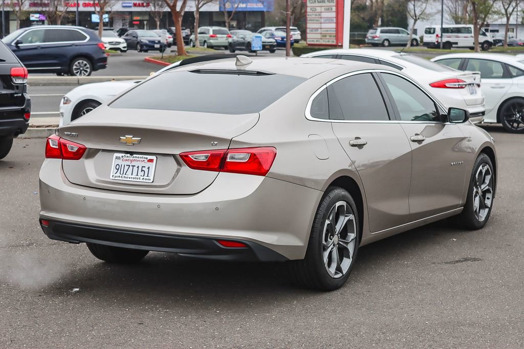 Used 2025 Chevrolet Malibu LT image 4