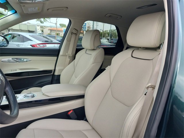 Used 2023 Genesis GV70 2.5T w/ Cargo Package image 18